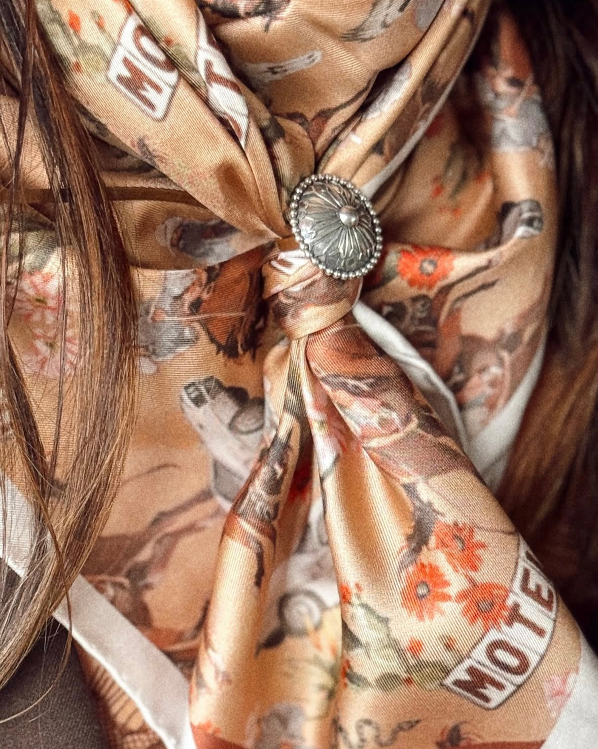 Dandelion Scarf Slide